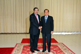 Thủ tướng Campuchia tiếp Bí thư Thành ủy Thành phố Hồ Chí Minh