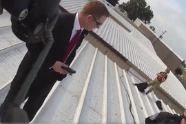 Đoạn video lấy từ camera gắn trên người (body cam) của một thành viên lực lượng phản ứng nhanh của quận Beaver, lực lượng tham gia vụ tiêu diệt kẻ ám sát ông Donald Trump.