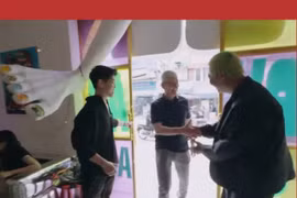 CEO Apple Tim Cook đăng video hoạt động khi đến thăm Hà Nội