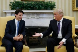 Tổng thống Mỹ Donald Trump (phải) và Thủ tướng Canada Justin Trudeau. (Nguồn: Reuters)