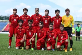 Đội hình xuất phát của đội nữ Việt Nam. (Ảnh: Quốc Khánh/TTXVN)