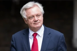 Bộ trưởng phụ trách đàm phán Brexit David David tới dự cuộc họp nội các ở London ngày 12/6. (Nguồn: EPA/TTXVN) 