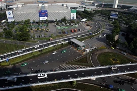 [Video] Thông xe 2 cầu vượt cửa ngõ sân bay Tân Sơn Nhất