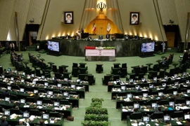 Quang cảnh một phiên họp Quốc hội ở thủ đô Tehran ngày 29/5/2016. (Nguồn: EPA/TTXVN)