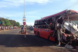 Hiện trường vụ tai nạn. (Ảnh: Hoài Nam/TTXVN)