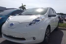 Mẫu xe Nissan LEAF. (Nguồn: cleantechnica.com)