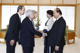 Thủ tướng Nguyễn Xuân Phúc và Phu nhân hội kiến Nhà vua Nhật Bản Akihito và Hoàng hậu Michiko. (Ảnh: Thống Nhất/TTXVN)