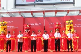 Nghi lễ cắt băng khánh thành Vincom Plaza Trần Phú - Bạc Liêu