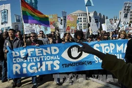 Người dân Mỹ biểu tình phản đối do thám (Nguồn: AFP/TTXVN)