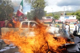 Mexico: Người biểu tình đốt trụ sở nghị viện bang Guerrero 