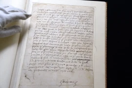 Pháp: Bán đấu giá tài liệu viết tay của những phụ nữ nổi tiếng