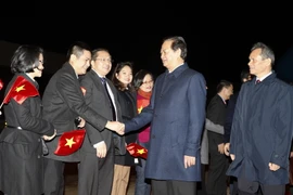 Thủ tướng Nguyễn Tấn Dũng đến sân bay Quân sự Brussels, Vương quốc Bỉ. (Ảnh: Đức Tám/TTXVN)