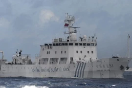 Một tàu hải giám Trung Quốc gần khu vực quần đảo tranh chấp Senkaku/Điếu Ngư. (Nguồn: Kyodo/TTXVN)
