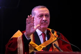 Tổng thống Thổ Nhĩ Kỳ Tayyip Erdogan phát biểu trong một sự kiện ở New Delhi, Ấn Độ. (Nguồn: EPA/TTXVN)