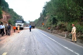 Bị đối tượng vi phạm đâm trực diện, một cảnh sát giao thông hy sinh