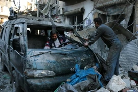 Cảnh đổ nát sau các cuộc giao tranh giữa quân đội chính phủ và phiến quân tại thành phố Aleppo, miền Nam Syria. (Nguồn: AFP/TTXVN)