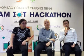 Ông Phùng Văn Cường, Phó Tổng Giám đốc Viettel Telecom cho biết, đơn vị này sẽ hành và cùng xây dựng sản phẩm với các đội đoạt giải tại cuộc thi. (Ảnh: T.H/Vietnam+)