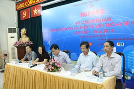 Ông Lê Quốc Cường (giữa) cho biết, sự kiện được tổ chức tại tại Trung tâm hội nghị số 272 Võ Thị Sáu, quận 3, Thành phố Hồ Chí Minh. (Ảnh: BTC)
