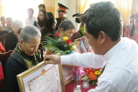 Hòa Bình: Phong, truy tặng Danh hiệu “Bà mẹ Việt Nam anh hùng”