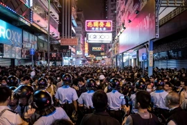 Chính quyền Hong Kong lên án “các phần tử cấp tiến bạo lực”