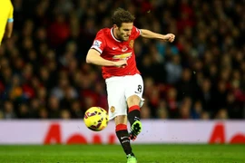 Cận cảnh siêu phẩm của Juan Mata giúp M.U giành chiến thắng