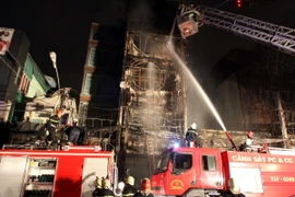 Cháy lớn tại TP.HCM: Ba căn nhà bị thiêu rụi, một người chết 