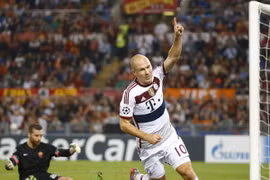 Robben: Bayern Munich cần phải giữ đôi chân trên mặt đất