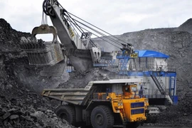 50.000 tấn than của Nga đã được thông quan để chuyển tới Ukraine