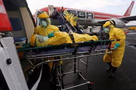 EU nhấn mạnh sự cần thiết tăng cường nỗ lực chống Ebola