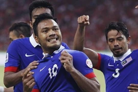 Biến Singapore thành cựu vương, Malaysia gặp Việt Nam ở bán kết