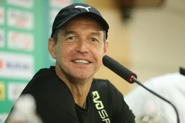 Huấn luyện viên Philippines bác tin giấu bài để đấu với Việt Nam