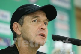 HLV Dooley quyết gây sốc trên đất Thái, chờ tái ngộ Việt Nam