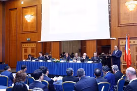 Thủ tướng Nguyễn Xuân Phúc và Thủ tướng Cộng hòa Séc Andrej Babis dự và phát biểu khai mạc Diễn đàn Doanh nghiệp Việt Nam-Séc. (Ảnh: Thống Nhất/TTXVN)