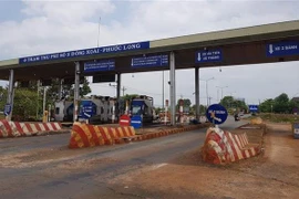 Trạm thu phí Đồng Xoài-Phước Long, tỉnh Bình Phước. (Ảnh: Đậu Tất Thành/TTXVN)