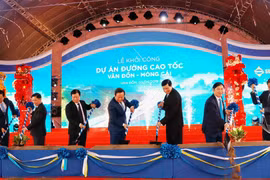 Cửa khẩu quốc tế Móng Cái. (Nguồn: baochinhphu.vn)