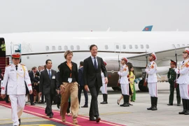 Thủ tướng Vương quốc Hà Lan Mark Rutte đến Sân bay quốc tế Nội Bài (Hà Nội). (Ảnh: Dương Giang/TTXVN)