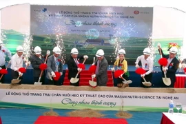 Động thổ xây dựng trang trại chăn nuôi lợn kỹ thuật cao của Masan tại Nghệ An. (Ảnh: Tá Chuyên/TTXVN)