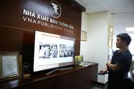 Tính đến tháng 10/2020, cả nước có 59 nhà xuất bản, 450 cơ sở phát hành. (Ảnh: Minh Quyết/TTXVN)