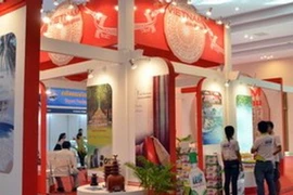 Khai mạc Hội chợ Thương mại Việt Nam-Campuchia