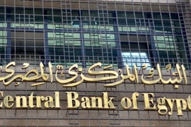 Ai Cập phong tỏa hơn 1.000 tài khoản ngân hàng NGO