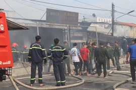 Hiện trường vụ cháy. (Ảnh: Minh Trí/TTXVN)