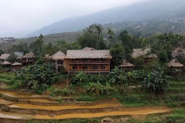 Núi rừng Pù Luông, huyện Bá Thước (Thanh Hóa), thu hút nhiều du khách đến tham quan, nghỉ dưỡng. (Ảnh: Nguyễn Nam/TTXVN)