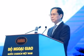 Bộ trưởng Bộ Ngoại giao Bùi Thanh Sơn phát biểu khai mạc Hội nghị Ngoại giao lần thứ 32. (Ảnh: Dương Giang/TTXVN) 