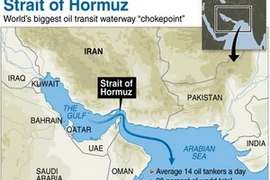 Eo biển Hormuz, nơi 2/3 lượng dầu mỏ thế giới chung chuyển qua đây. (Nguồn: AFP)
