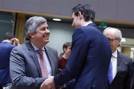 Chủ tịch Eugroup Mario Centeno - bên trái. (Nguồn: THX/TTXVN)