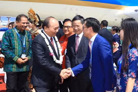 Thủ tướng Nguyễn Xuân Phúc tại sân bay quốc tế Ngurah Rai, thành phố Bali. (Ảnh: Thống Nhất/TTXVN)