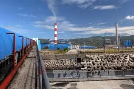 Một góc Trung tâm nhiệt điện Vĩnh Tân ở tỉnh Bình Thuận. (Ảnh: Ngọc Hà/TTXVN)