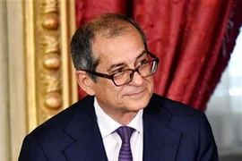 Bộ trưởng Kinh tế Italy Giovanni Tria. (Ảnh: AFP/TTXVN0