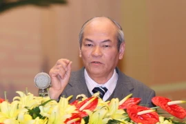 Phân biệt quan điểm sai trái và ý kiến khác với quan điểm của Đảng 