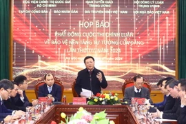 Ông Nguyễn Xuân Thắng, Ủy viên Bộ Chính trị, Giám đốc Học viện Chính trị Quốc gia Hồ Chí Minh, Trưởng ban chỉ đạo cuộc thi phát biểu. (Ảnh: Lâm Khánh/TTXVN)